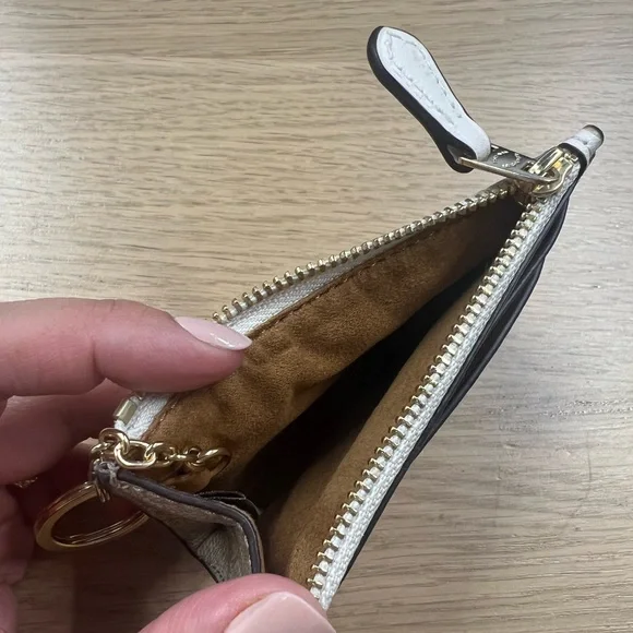 COACH Mini Skinny ID Case - Signature Canvas - Picture 5 of 7